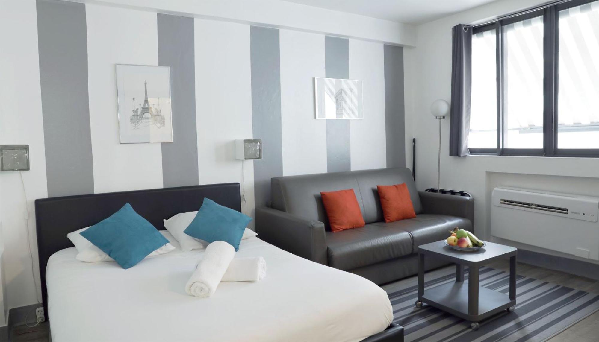 Arc De Triomphe & Trocadero Square - Cityapartmentstay Париж Экстерьер фото